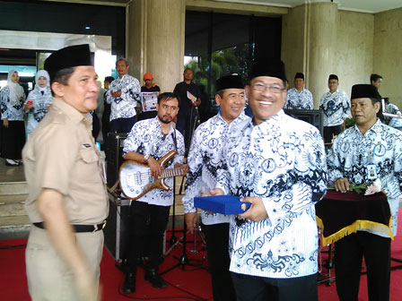 Pencarian PGRI Gorontalo - Persatuan Guru Republik Indonesia Cabang Gorontalo